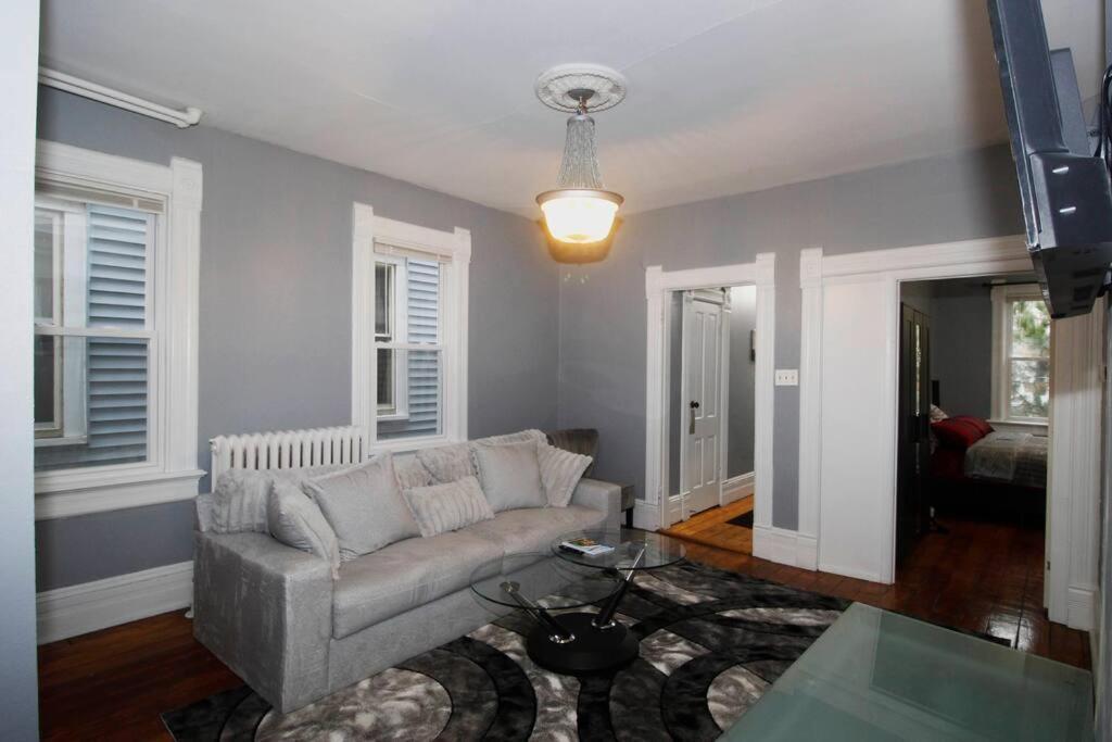 Renovated Brady St. Classic Milwaukee Bagian luar foto