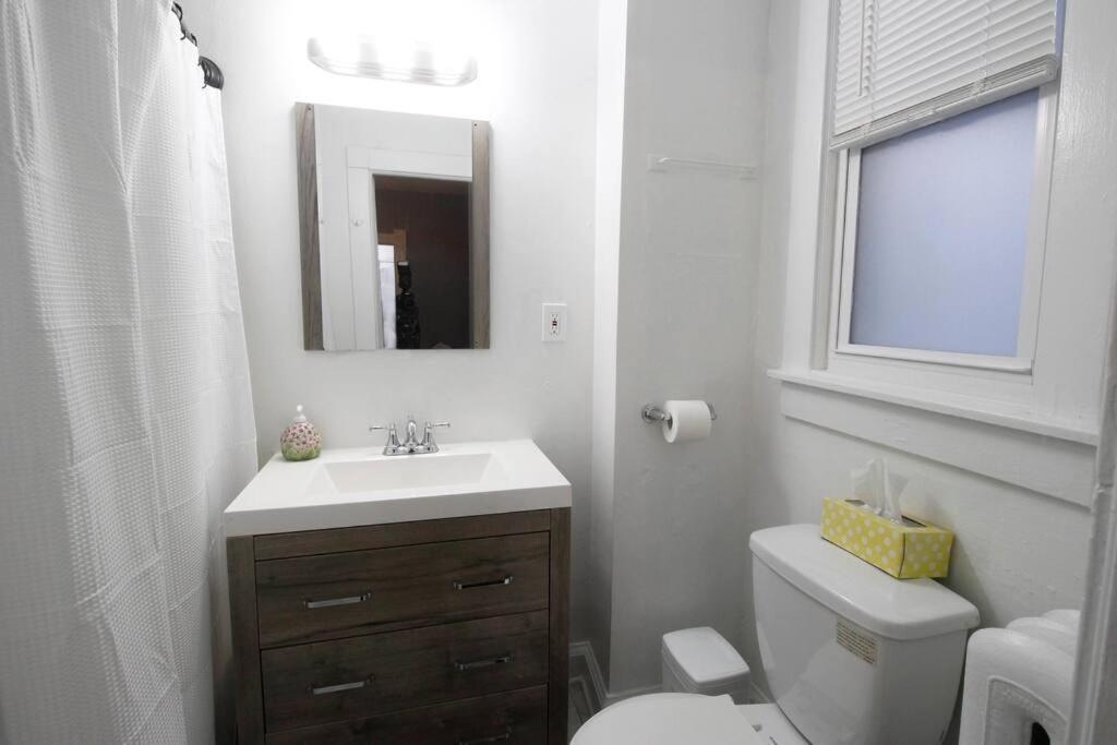 Renovated Brady St. Classic Milwaukee Bagian luar foto