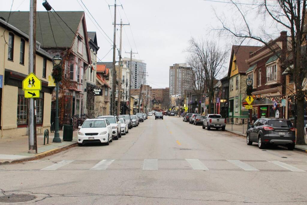 Renovated Brady St. Classic Milwaukee Bagian luar foto