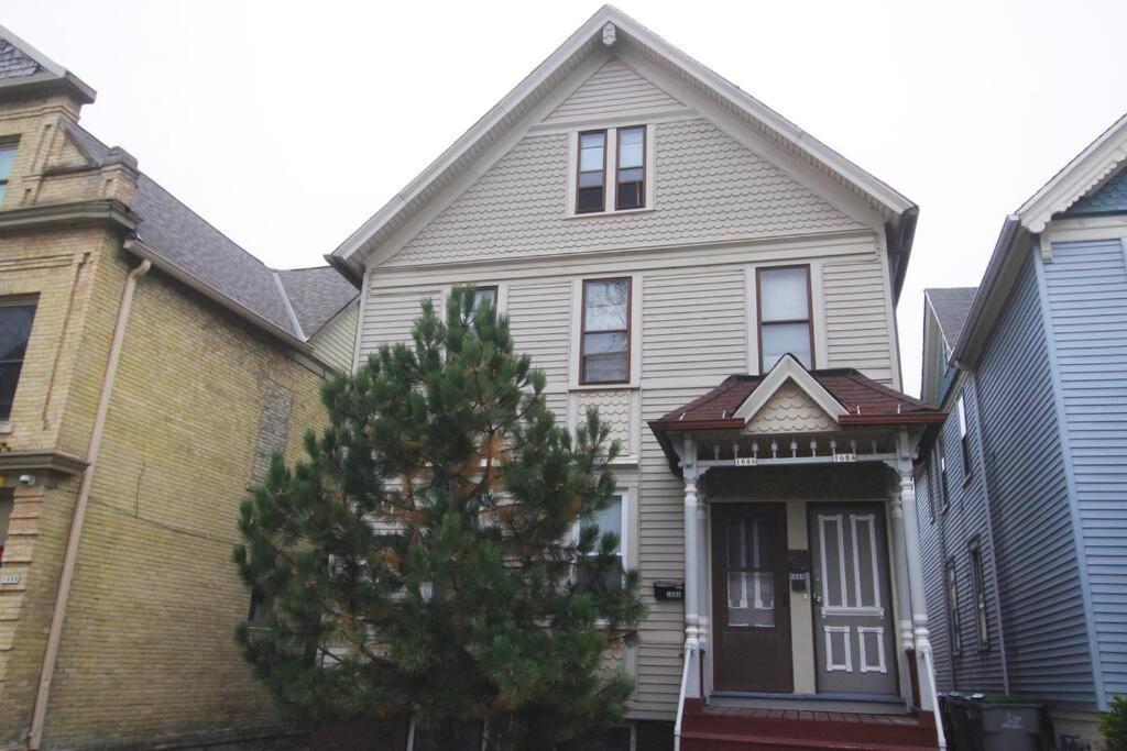 Renovated Brady St. Classic Milwaukee Bagian luar foto